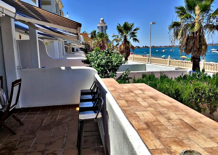 casa del mar,,, gran terraza junto playa cantil